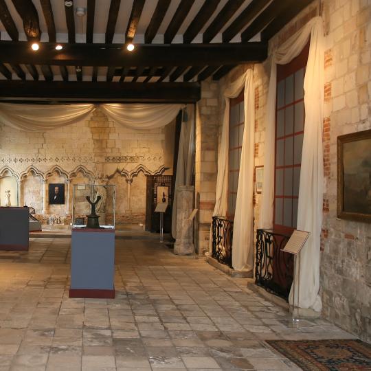 Salle capitulaire de l'abbaye de Graville