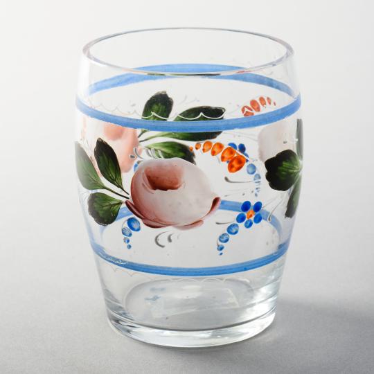 Verre - ©François Dugué Verre peint à la main, présentant une rose